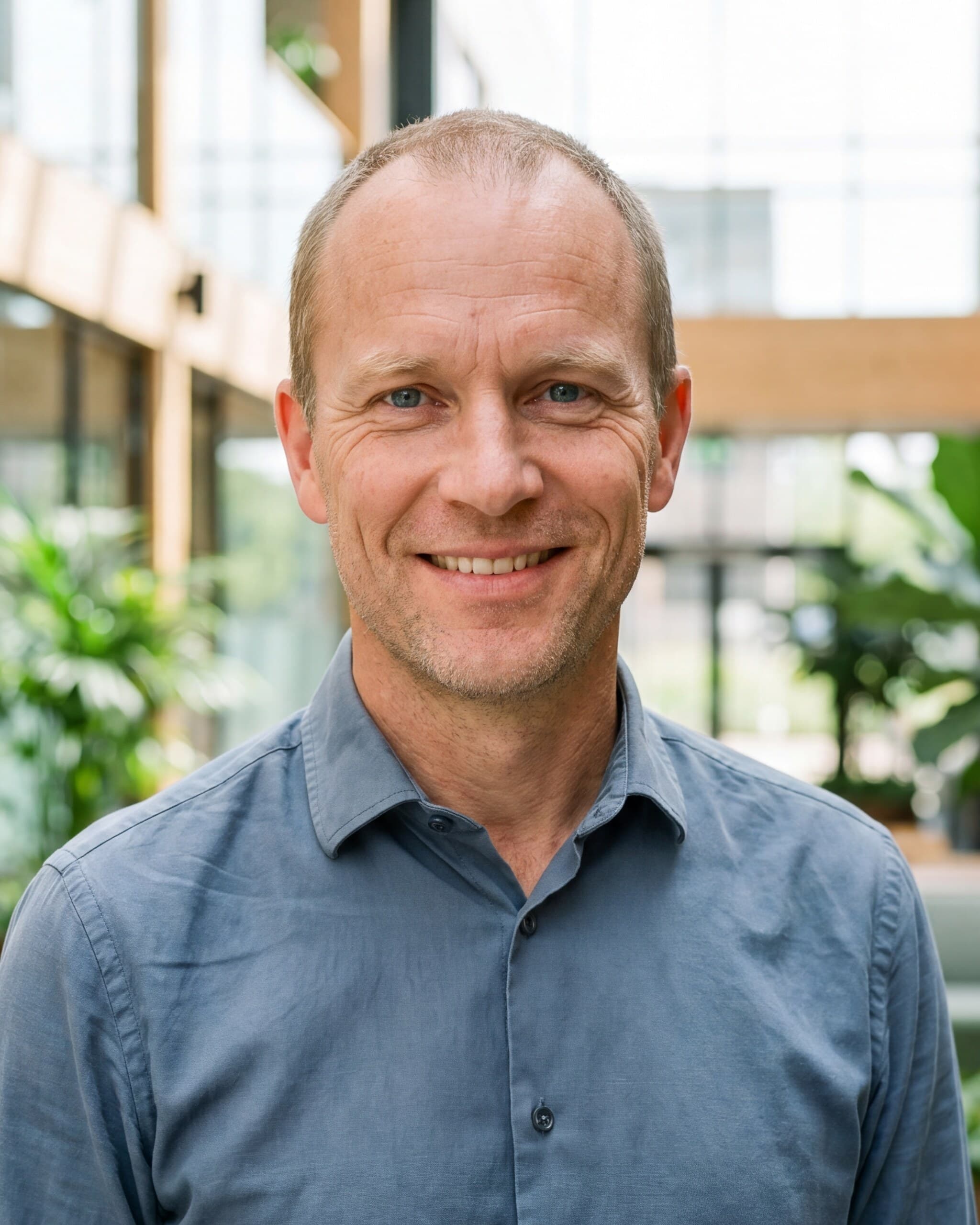 Team headshot, Business Casual, Atrium backdrop