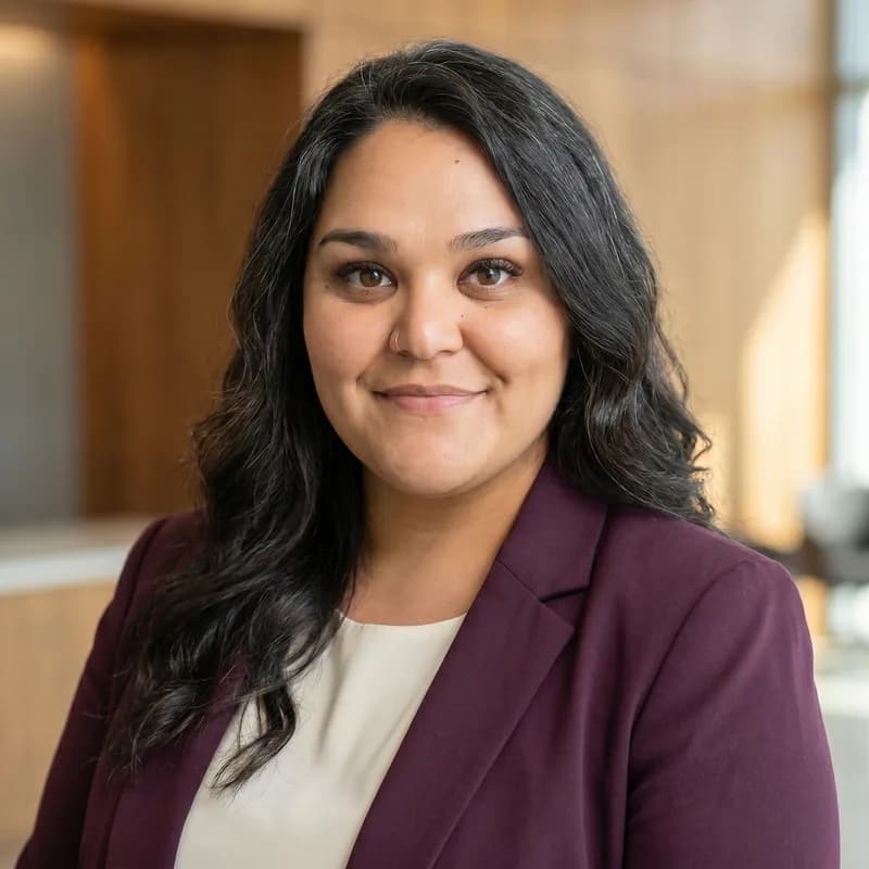 Shaunte Mackenzie's professional headshot
